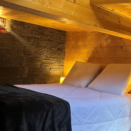 6 Personnes Avec Balcon, Wifi Et Parking - Fr-1-263-630