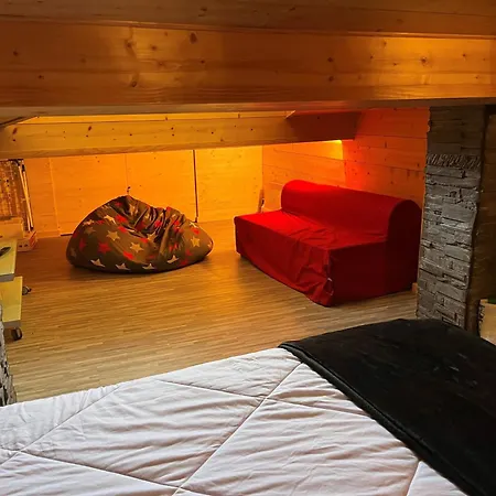 6 Personnes Avec Balcon, Wifi Et Parking - Fr-1-263-630 Apartman